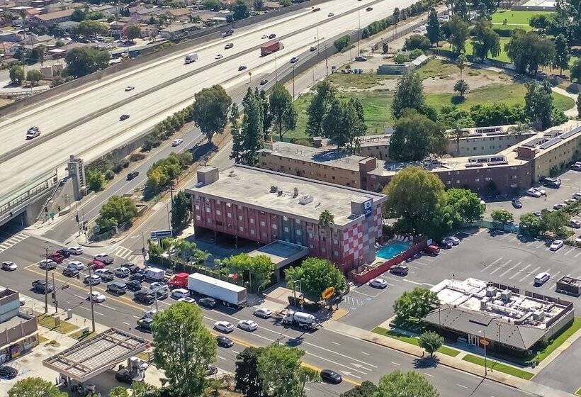 هتل Best Western Los Angeles Worldport