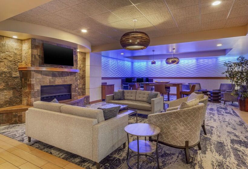 בית מלון כפרי Best Western Plus Butte Plaza Inn