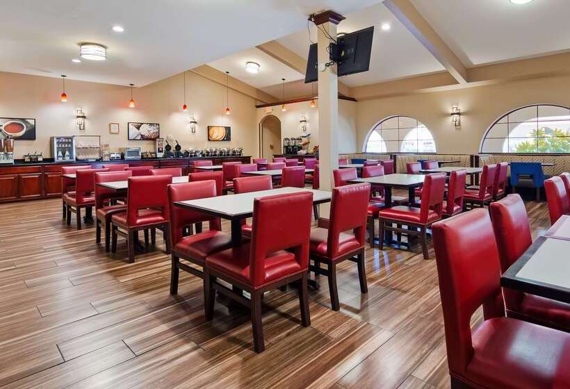 هتل Best Western Plus Heritage Inn