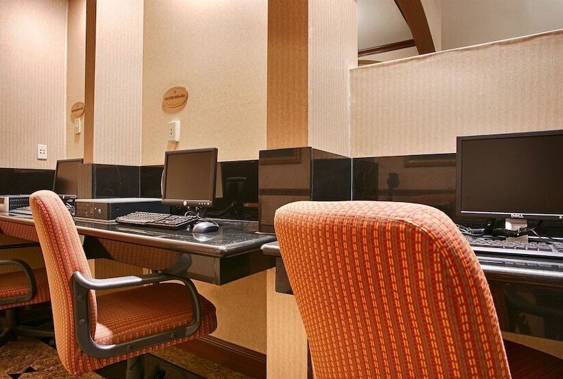 هتل Best Western Plus Heritage Inn