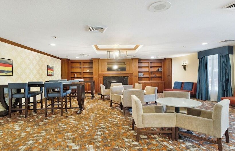 هتل Best Western Plus Heritage Inn