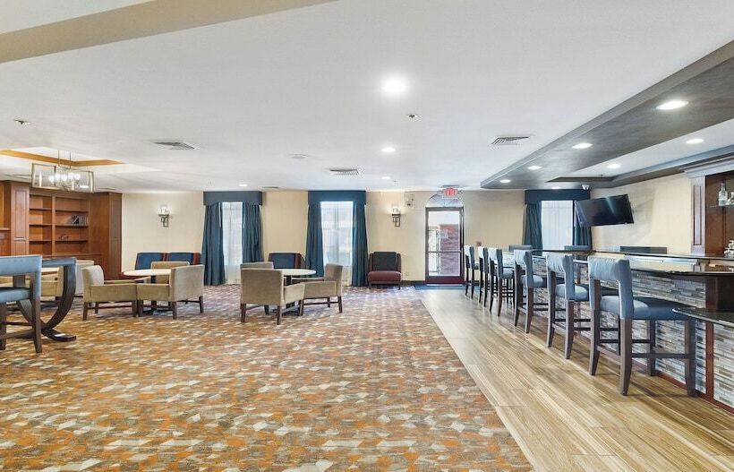 هتل Best Western Plus Heritage Inn