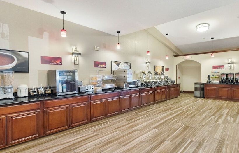 هتل Best Western Plus Heritage Inn