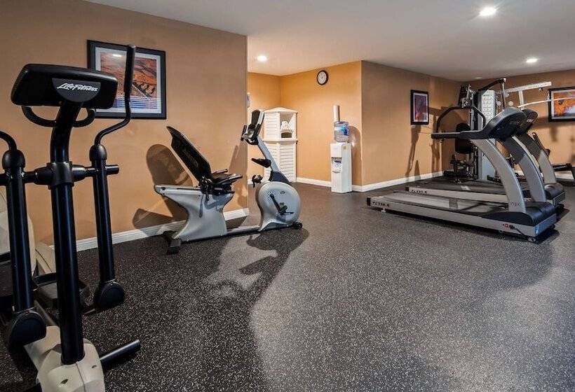 هتل Best Western Plus Heritage Inn