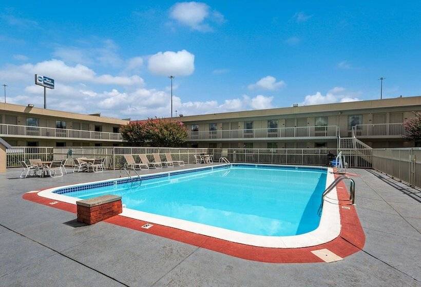 هتل Best Western University Inn