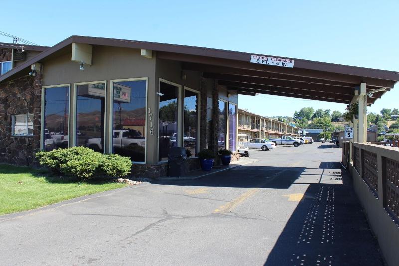 فندق Cedars Inn Lewiston