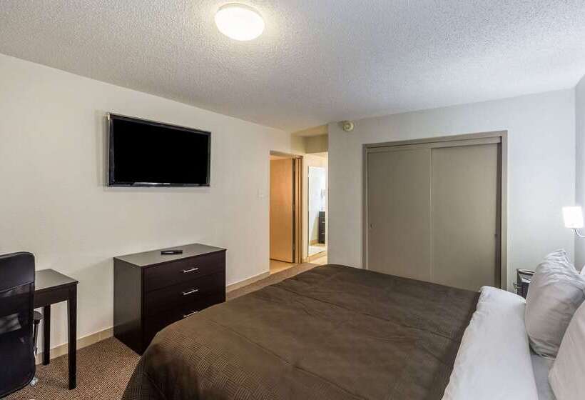 هتل Clarion Inn Near Mcallen Airport