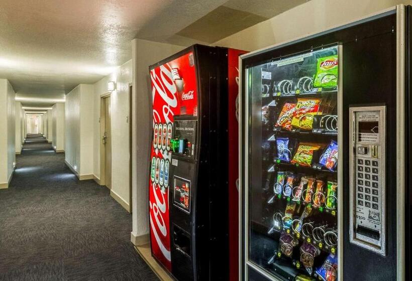 هتل Clarion Inn Near Mcallen Airport