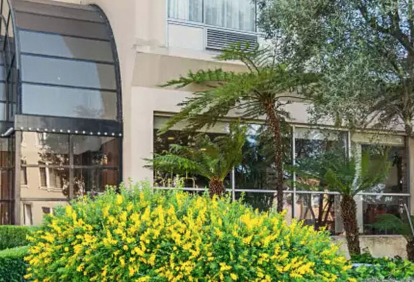 هتل Comfort Inn By The Bay