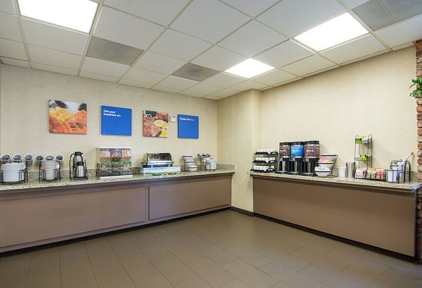 هتل Comfort Inn By The Bay
