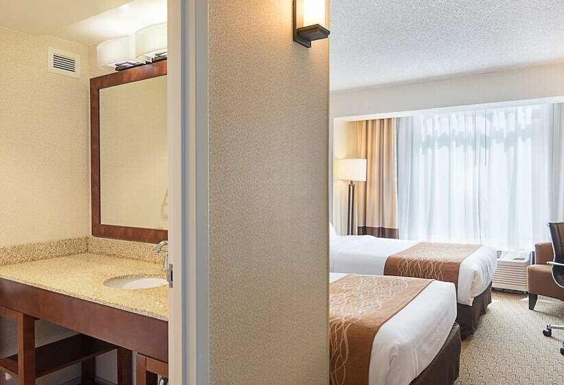 هتل Comfort Inn By The Bay