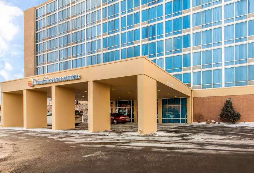 فندق Comfort Inn & Suites Omaha Central