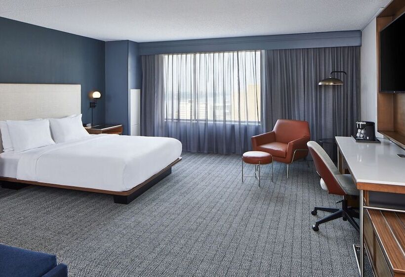 هتل Courtyard By Marriott Detroit Downtown