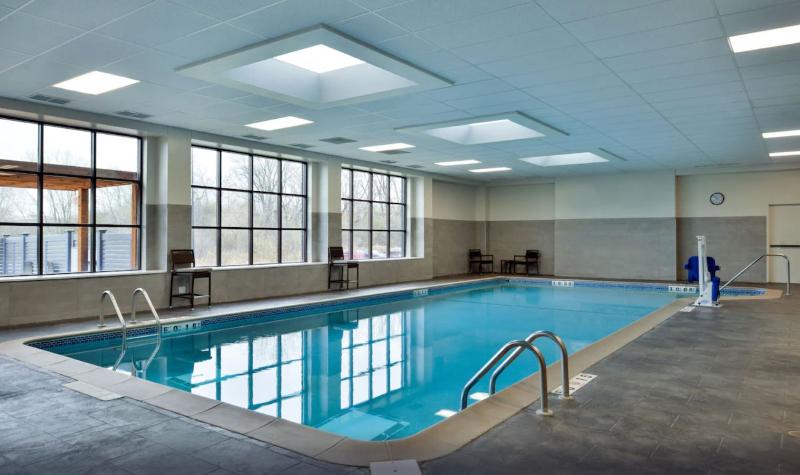 هتل Courtyard By Marriott Edina Bloomington