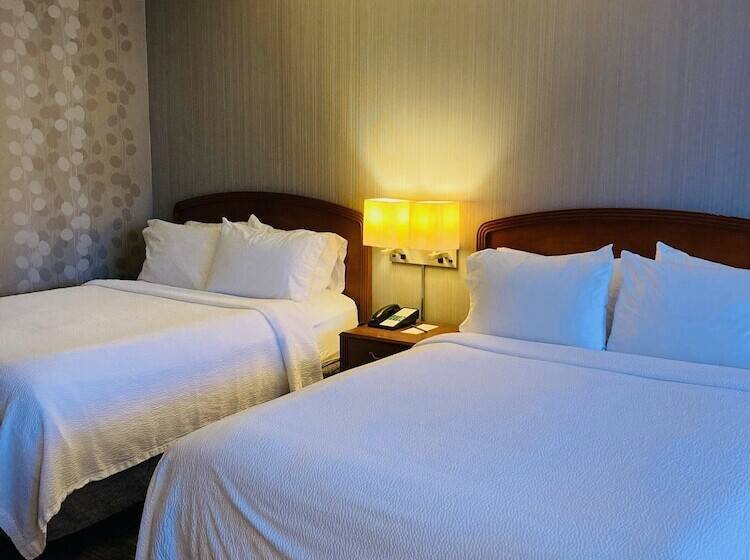 فندق Courtyard By Marriott Lyndhurst/meadowlands