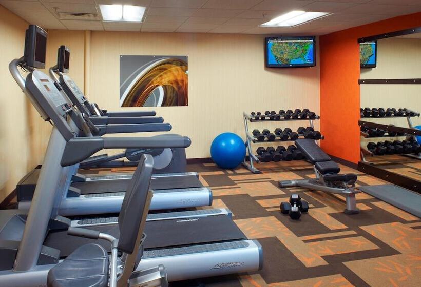 هتل Courtyard By Marriott Rockford