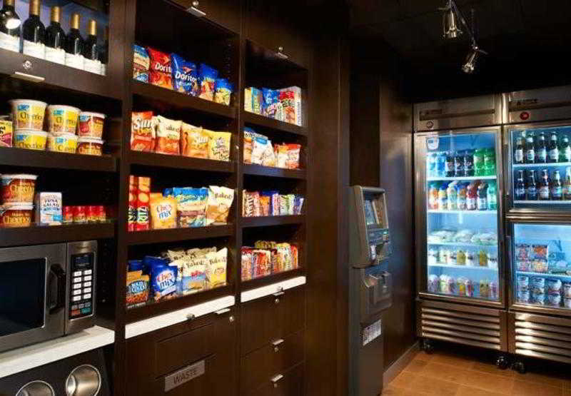 هتل Courtyard By Marriott Rockford