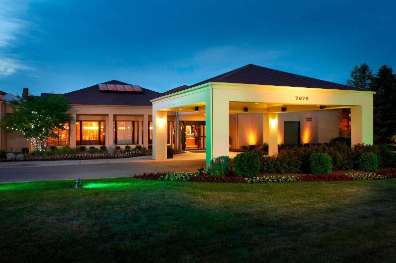 هتل Courtyard By Marriott Rockford