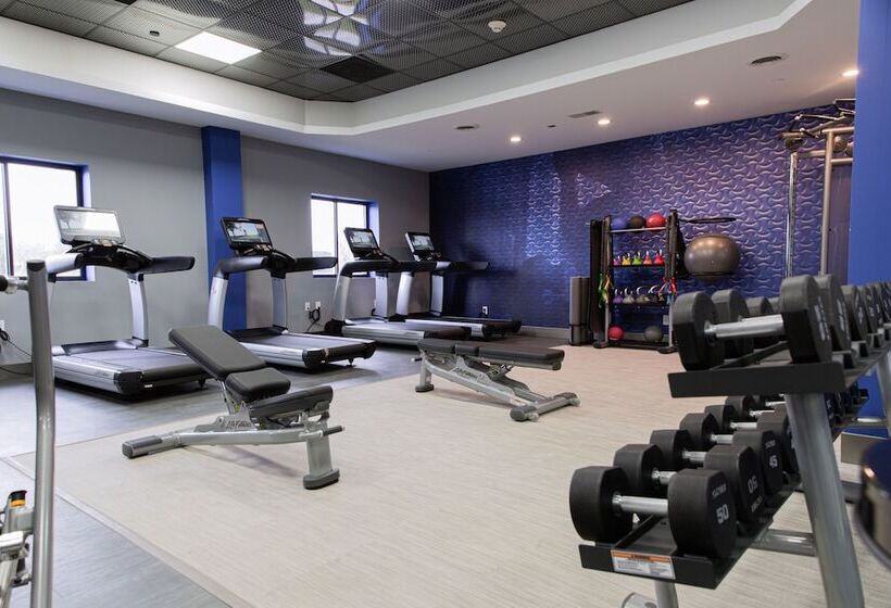 Delta Hotels By Marriott Detroit Novi