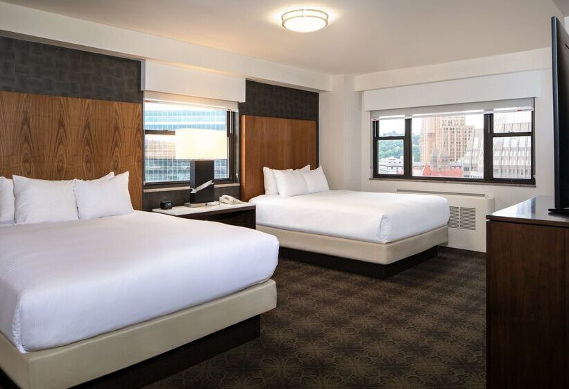 Doubletree By Hilton Hotel & Suites Pittsburgh Downtown
