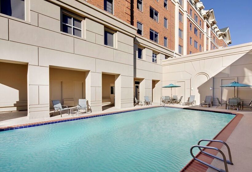فندق Doubletree By Hilton Atlanta   Roswell