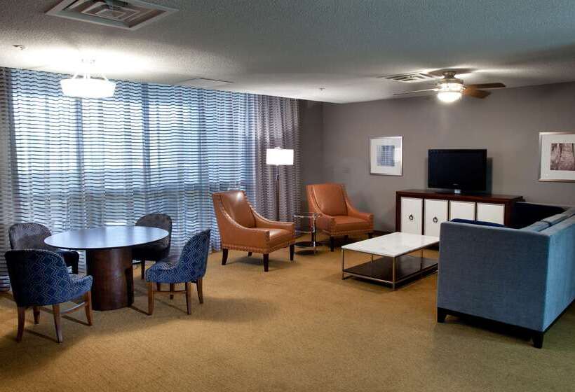 هتل Doubletree By Hilton Bloomington Minneapolis South