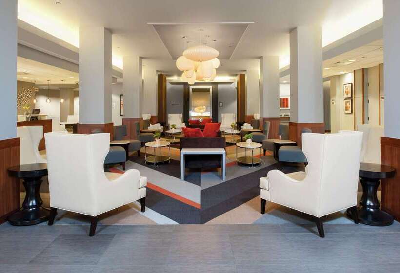 Hotel Doubletree By Hilton  Chicago  North Shore Conference Center