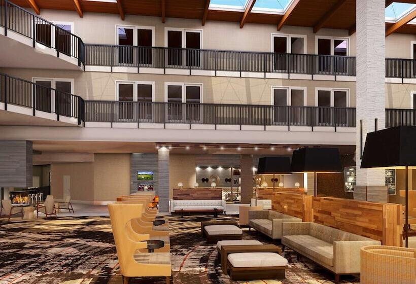 هتل Doubletree By Hilton Mt. Vernon