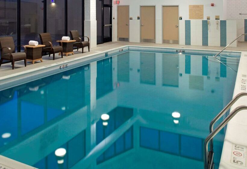 ホテル Doubletree By Hilton Pittsburgh Monroeville Conv Center