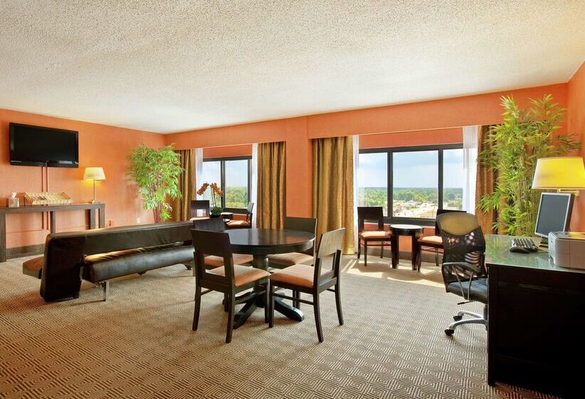 هتل Doubletree By Hilton Springfield