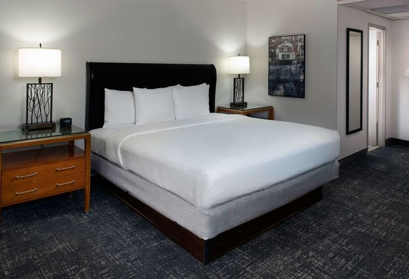 호텔 Doubletree By Hilton Memphis Downtown