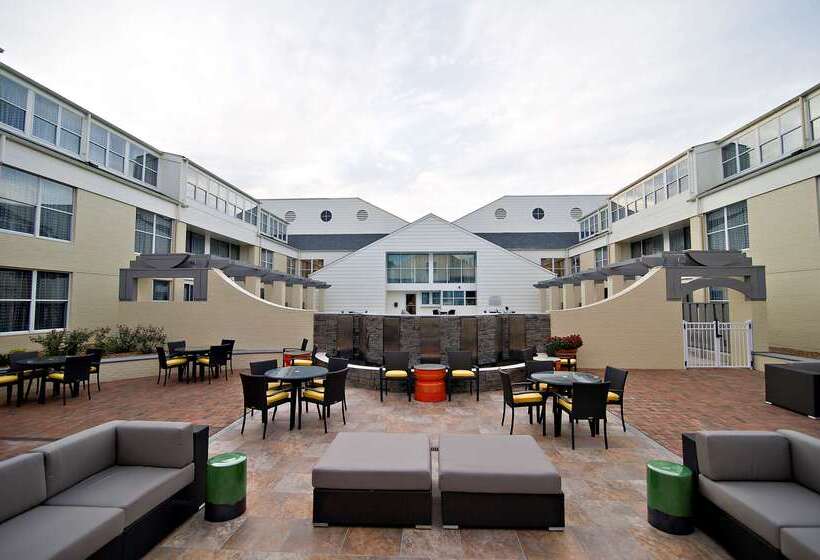 Doubletree Suites By Hilton Hotel Huntsville South