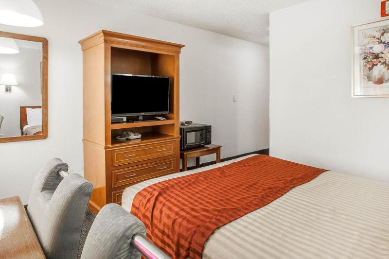 هتل Econo Lodge Seatac Airport North Seattle