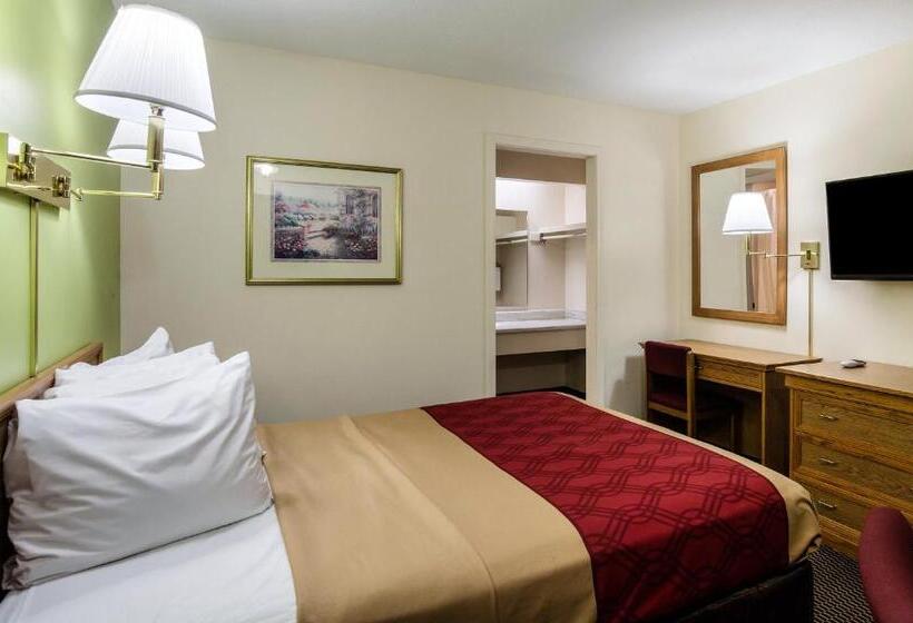 هتل Econo Lodge University