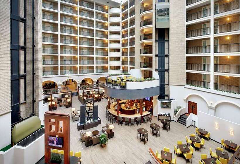 בית מלון כפרי Embassy Suites By Hilton Dallas Park Central Area