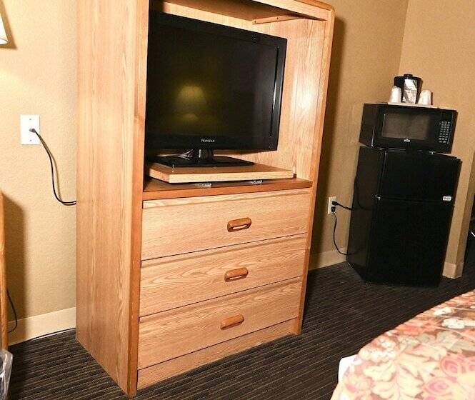 هتل Fortune Inn & Suites