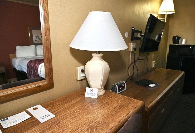 هتل Fortune Inn & Suites