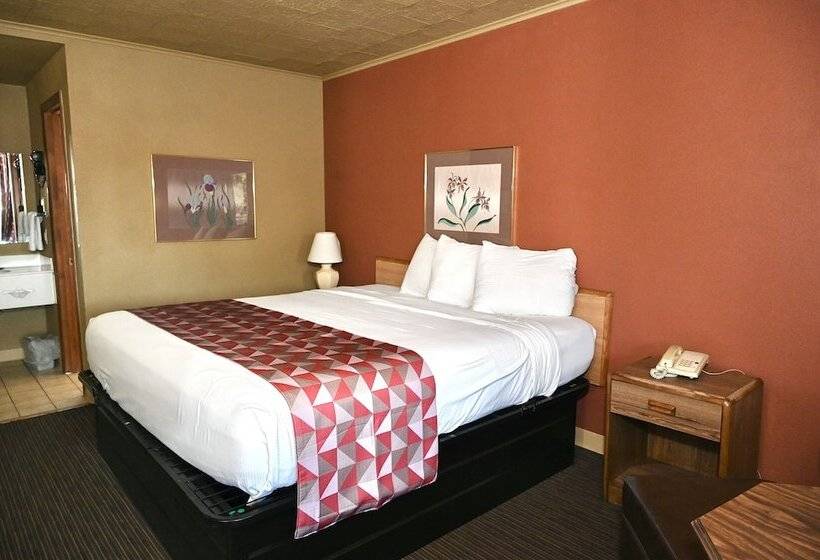 هتل Fortune Inn & Suites
