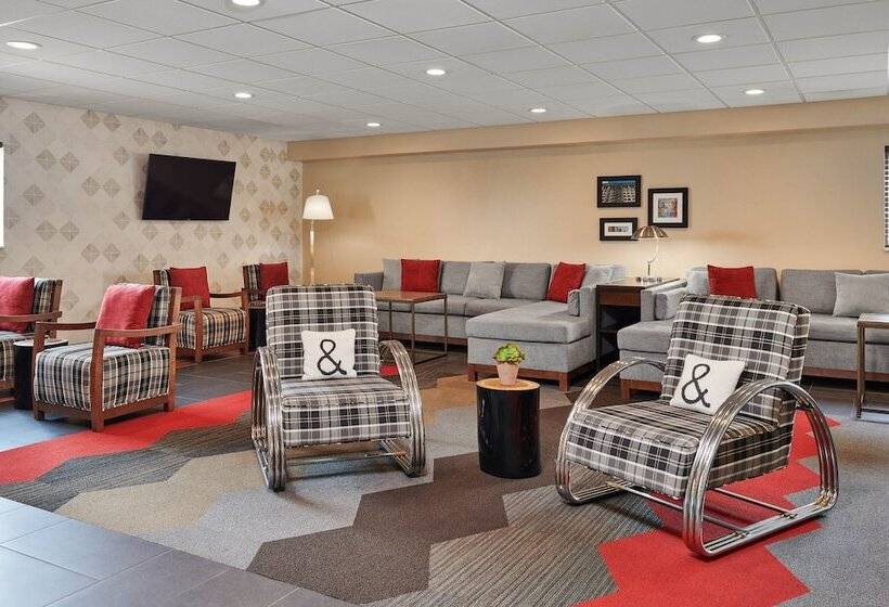 Hotel Four Points By Sheraton Milwaukee Airport