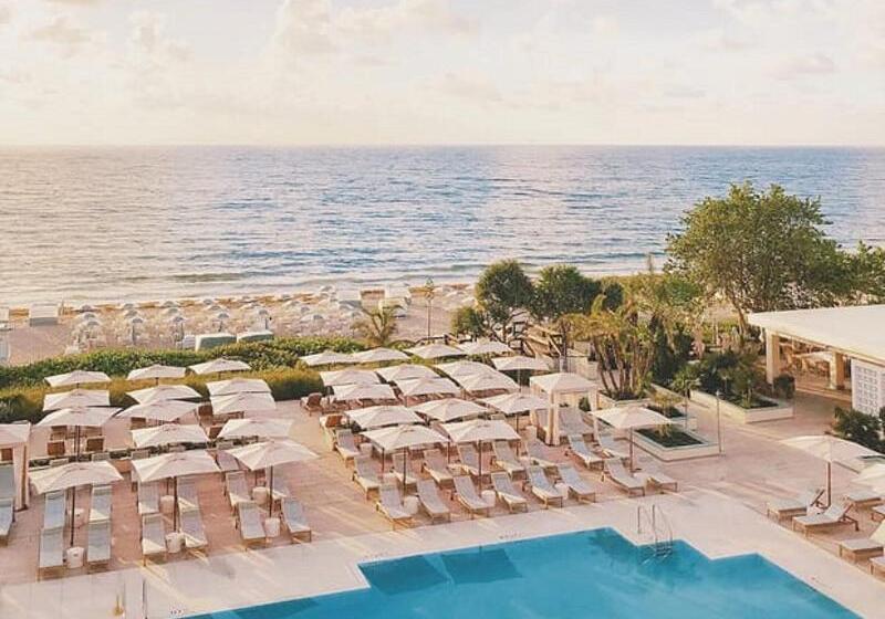 هتل Four Seasons Resort Palm Beach
