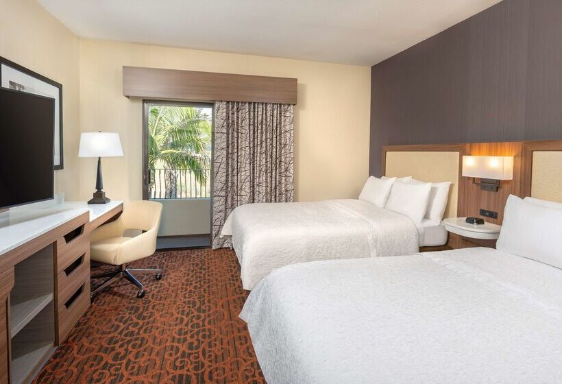 هتل Hampton Inn And Suites San Clemente