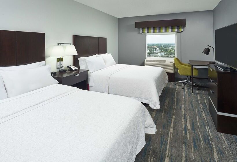 هتل Hampton Inn Daytona Beach/beachfront