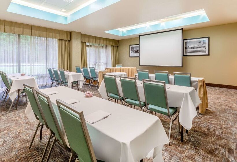 هتل Hampton Inn Manassas