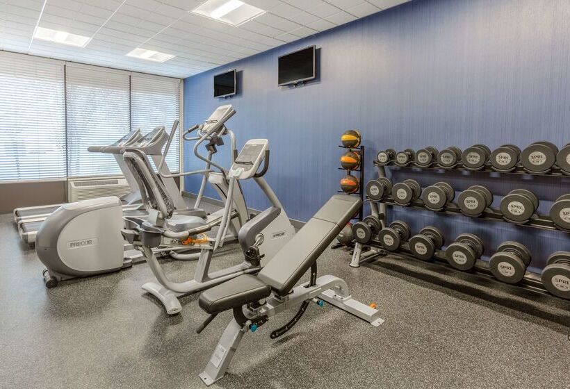 هتل Hampton Inn Manassas
