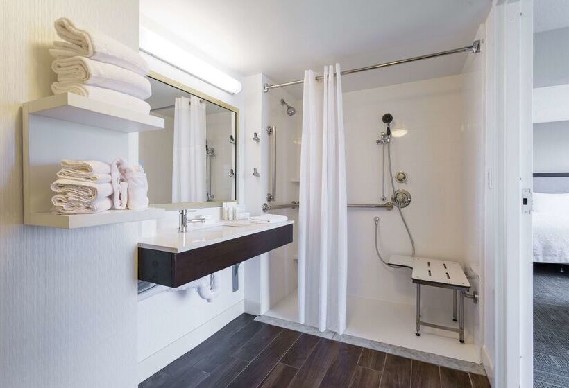 هتل Hampton Inn Manassas