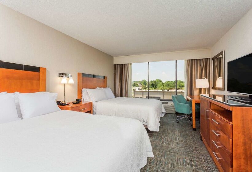 هتل Hampton Inn Manassas