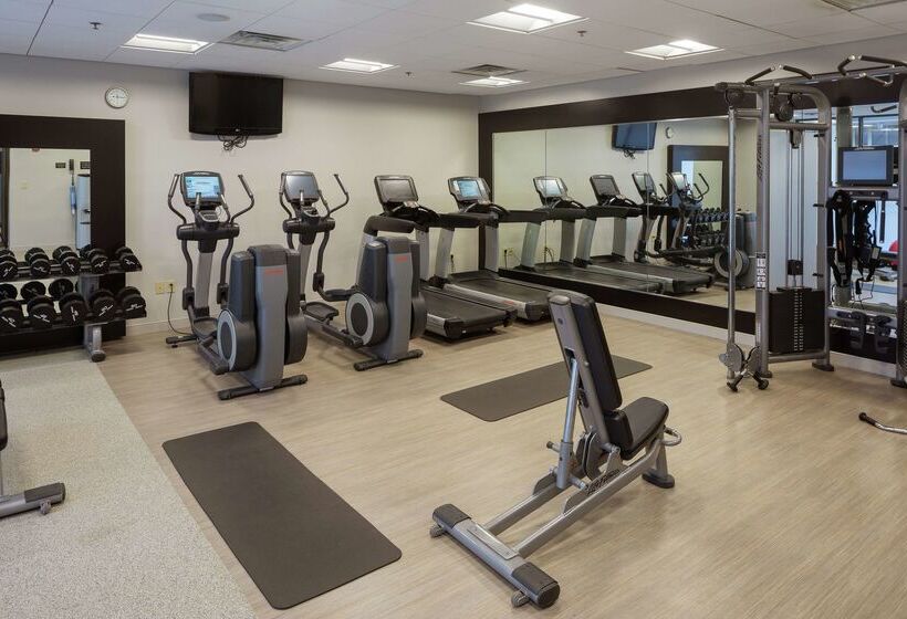 هتل Hilton Birmingham Downtown At Uab