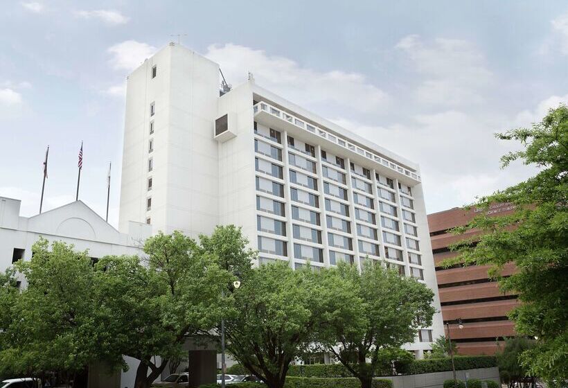 هتل Hilton Birmingham Downtown At Uab