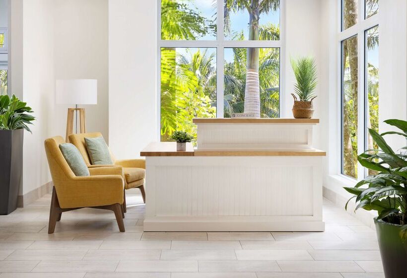 هتل Hilton Garden Inn Key West / The Keys Collection