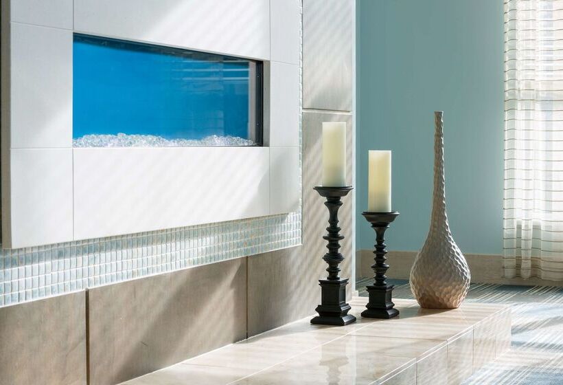 هتل Hilton Garden Inn Key West / The Keys Collection